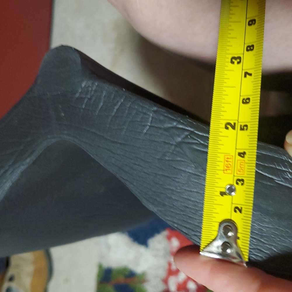 Rona Millers Pro-Tek Riser Pad - Picture 6 of 7